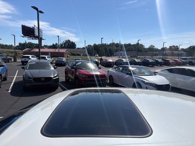 Used 2025 Subaru Legacy Touring XT AWD/4WD image 4