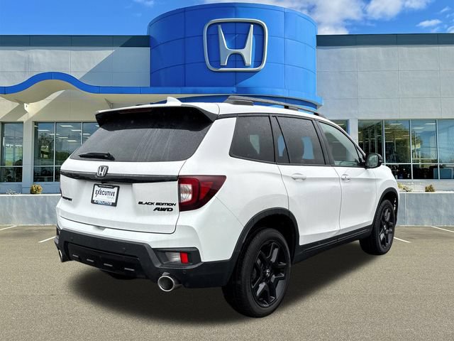 Used 2024 Honda Passport Black Edition image 2