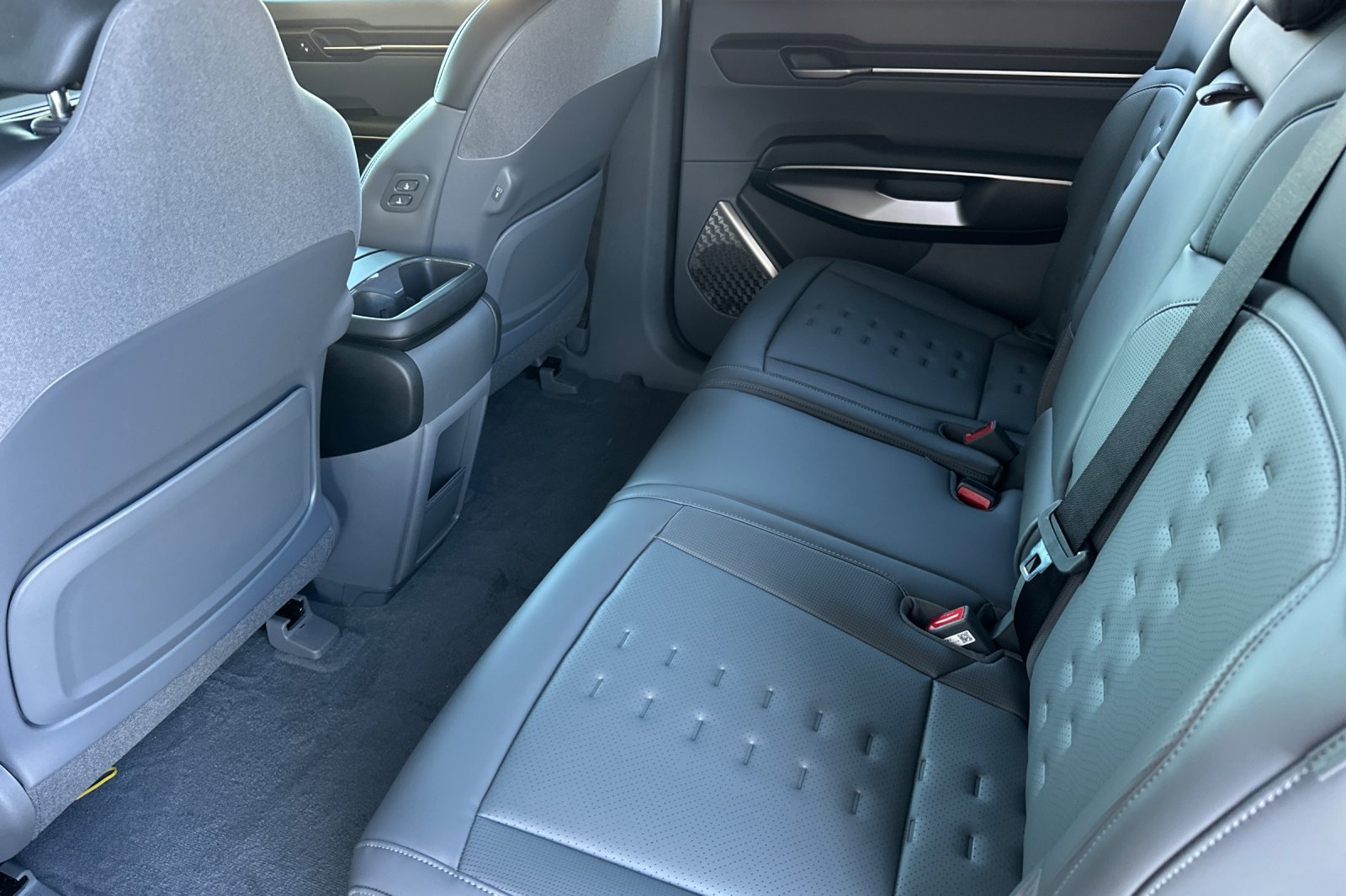New 2026 Kia EV9 Wind AWD/4WD image 12