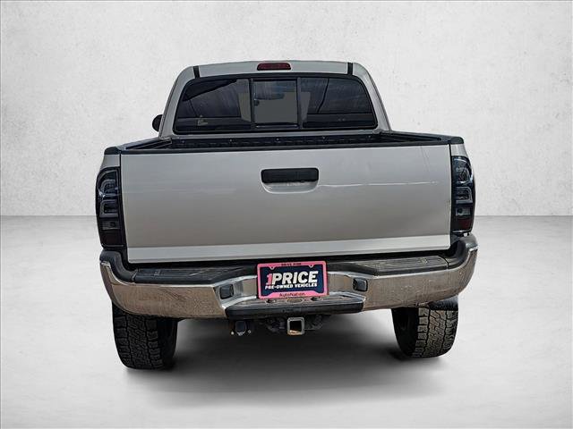 Used 2013 Toyota Tacoma 4x4 Access Cab V6 w/ SR5 Pkg image 4