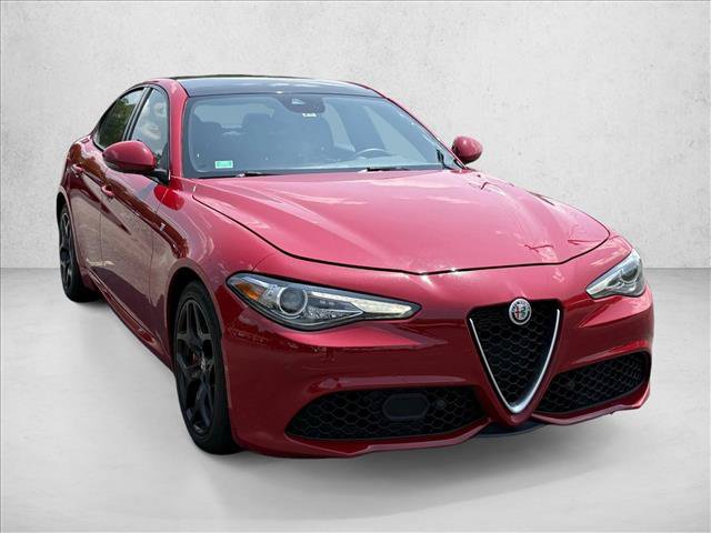 Used 2022 Alfa Romeo Giulia Ti w/ Active Assist Plus Package RWD image 3