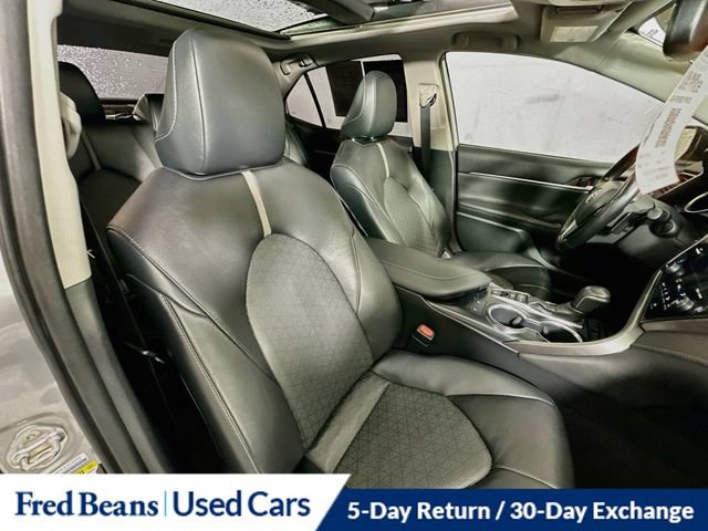 Used 2019 Toyota Camry XSE FWD image 37
