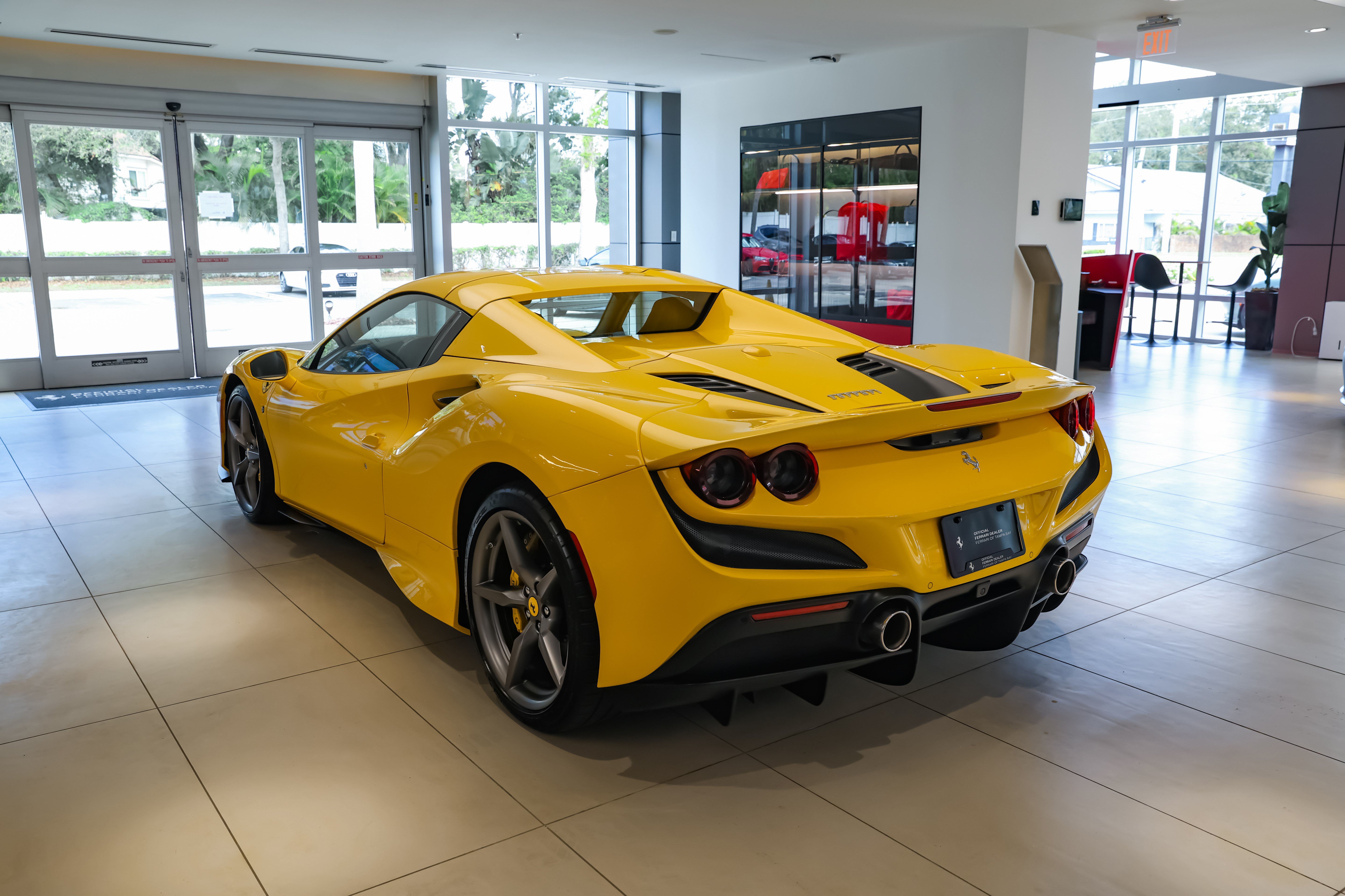 Used 2023 Ferrari F8 Tributo RWD image 36