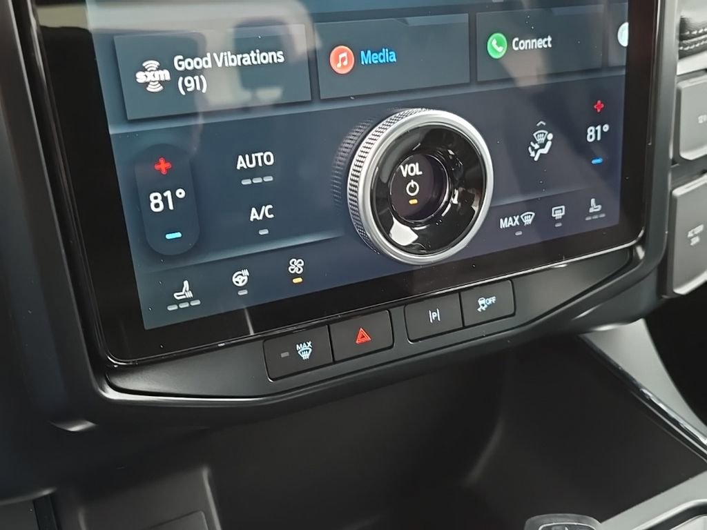 New 2025 Ford F150 Lightning Flash AWD/4WD image 38