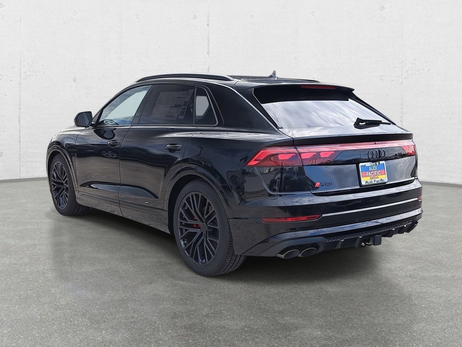 New 2026 Audi SQ8 Prestige image 7