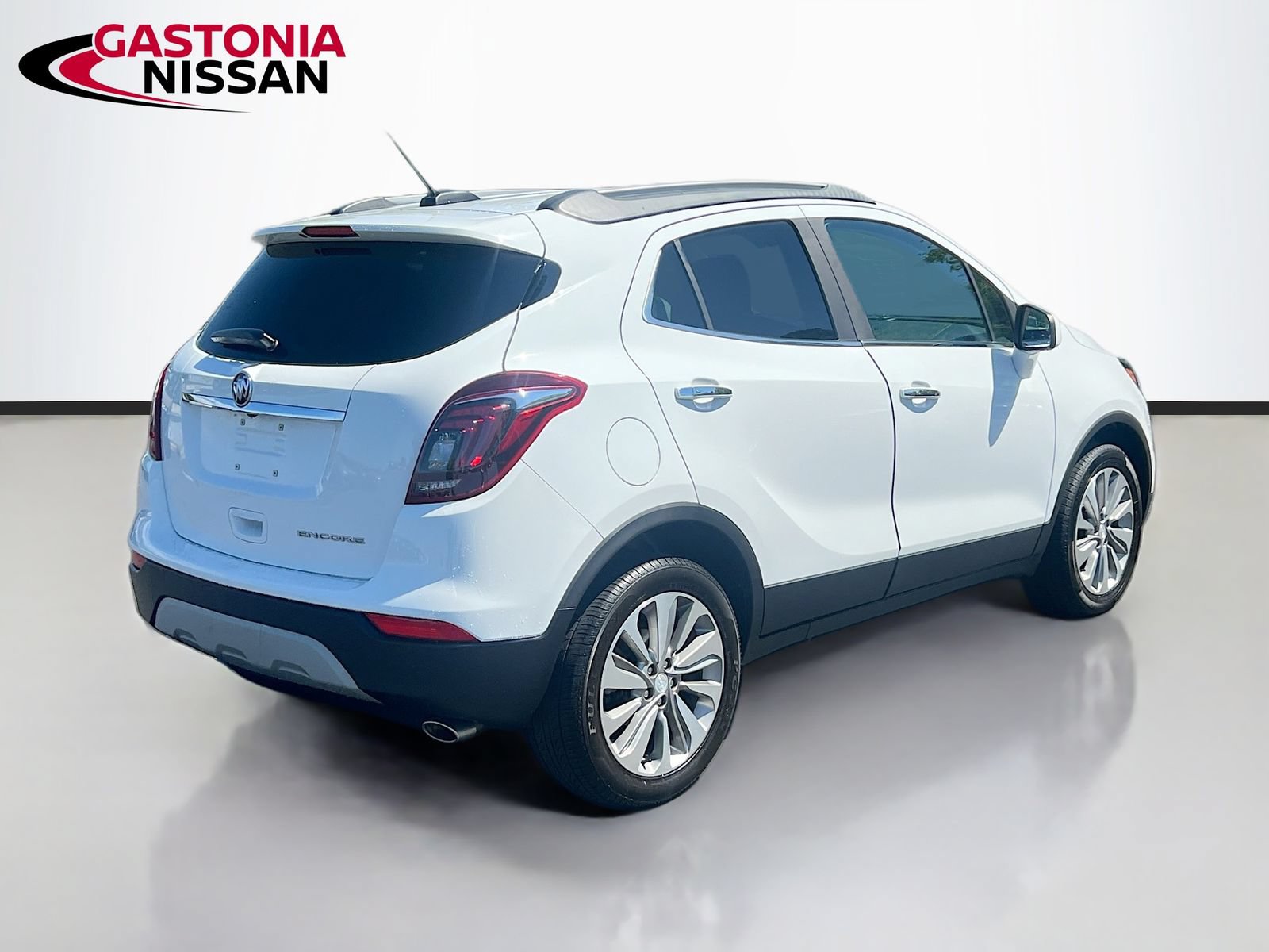 Used 2020 Buick Encore Preferred FWD image 9