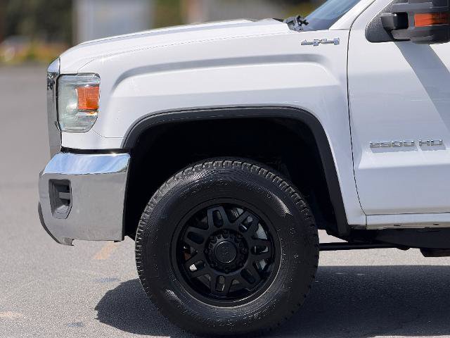 Used 2018 GMC Sierra 2500 4x4 Regular Cab image 12