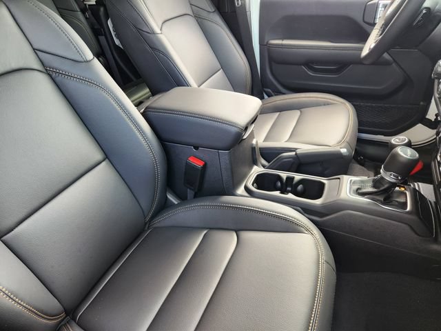 New 2026 Jeep Gladiator Sport AWD/4WD image 10