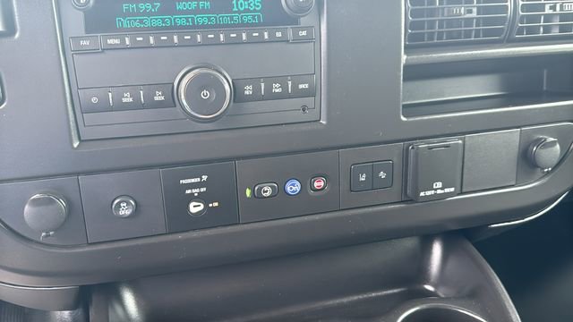 Used 2023 Chevrolet Express 3500 LT w/ LT Preferred Equipment Group RWD image 21