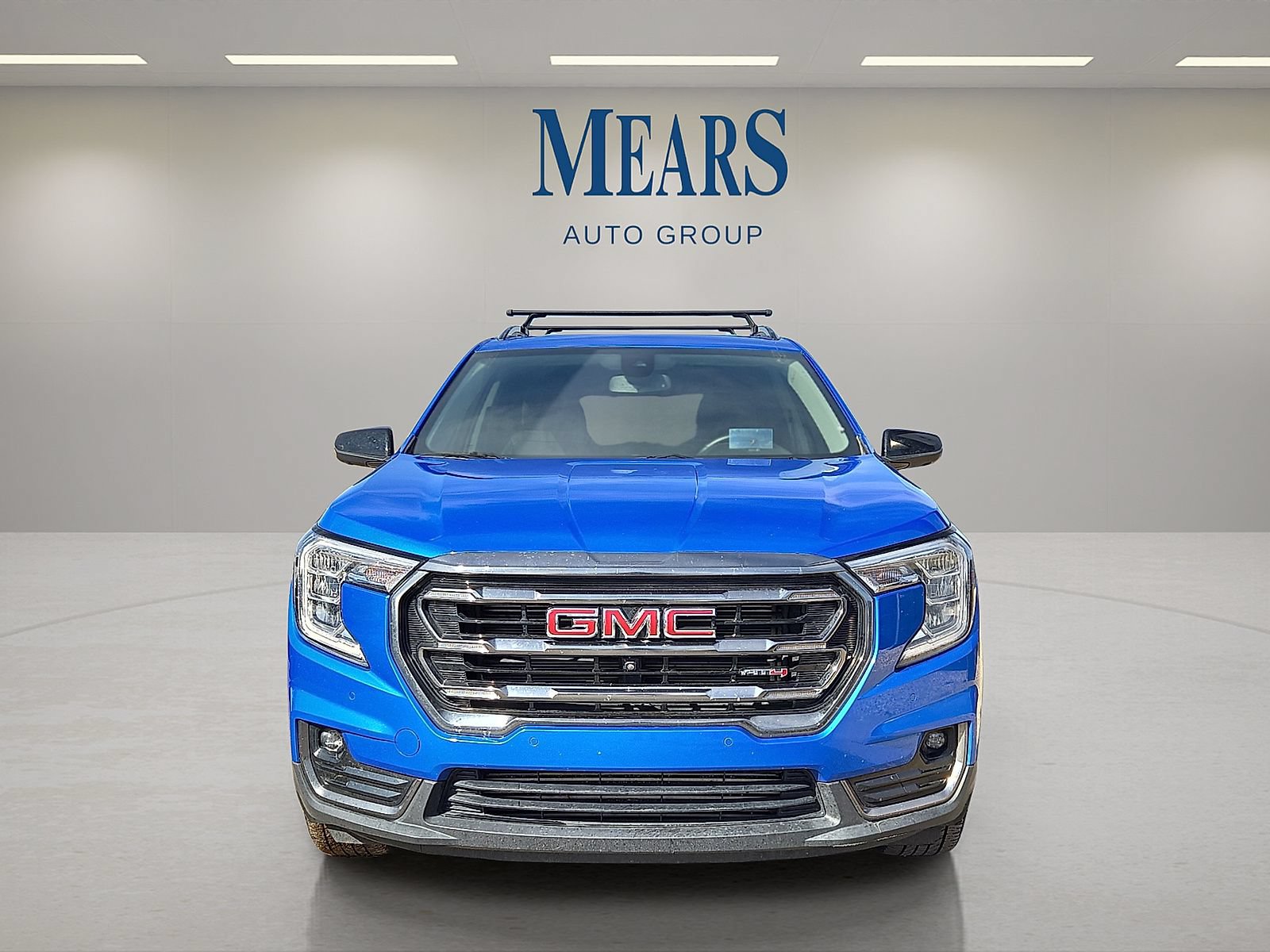 Used 2024 GMC Terrain AT4 w/ Tech Package AWD/4WD image 8