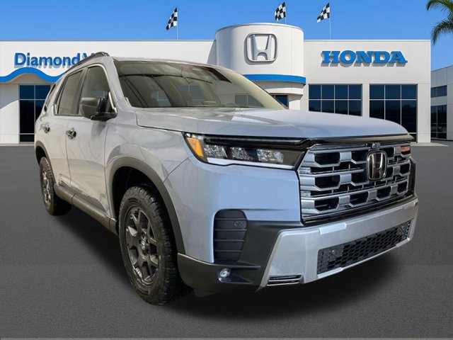 New 2026 Honda Pilot TrailSport image 1