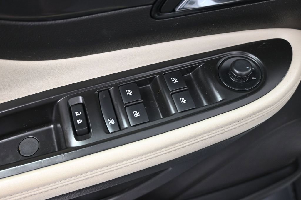 Used 2018 Buick Encore Preferred FWD image 11