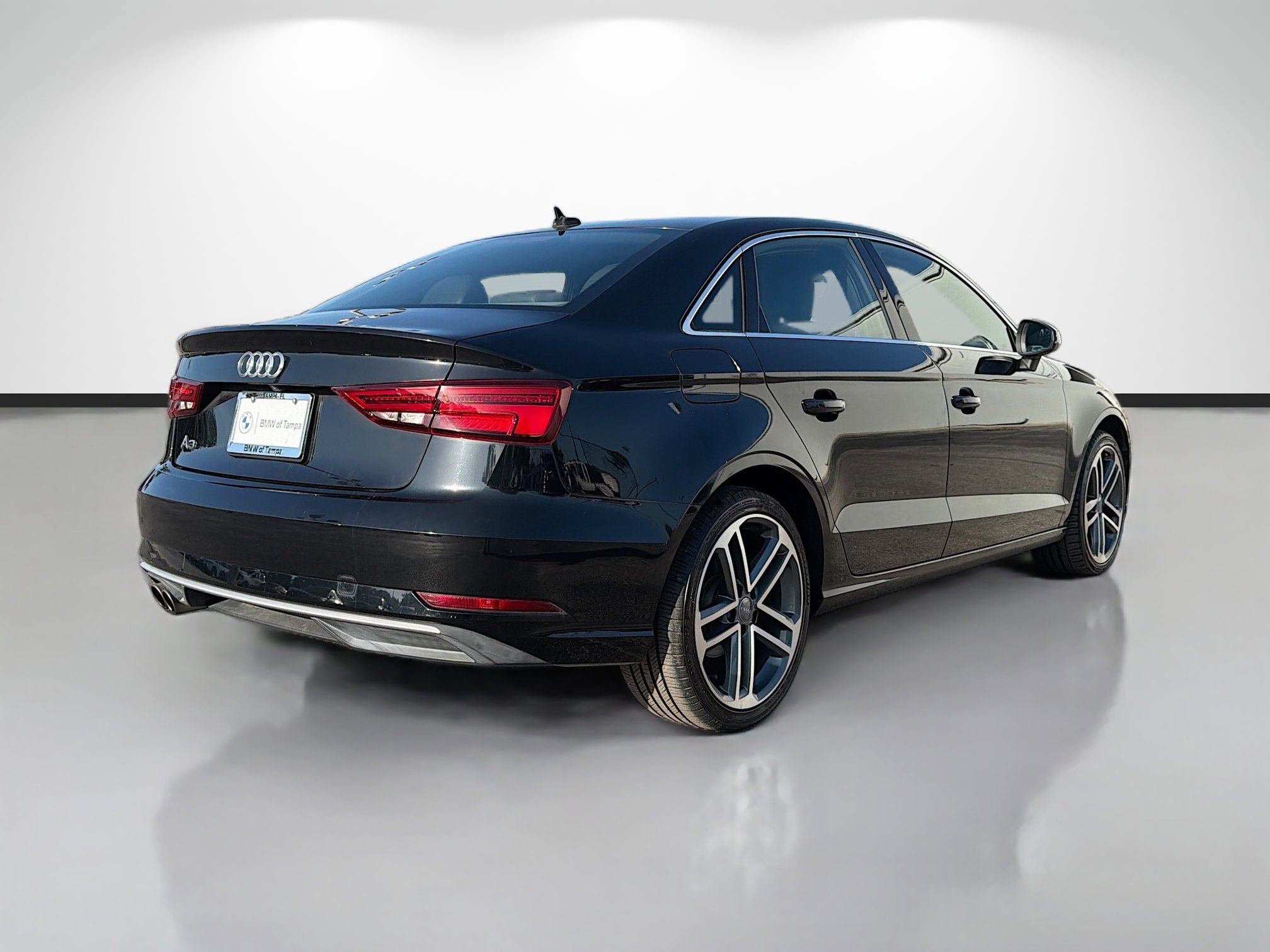 Used 2019 Audi A3 2.0T Premium w/ Convenience Package FWD image 3
