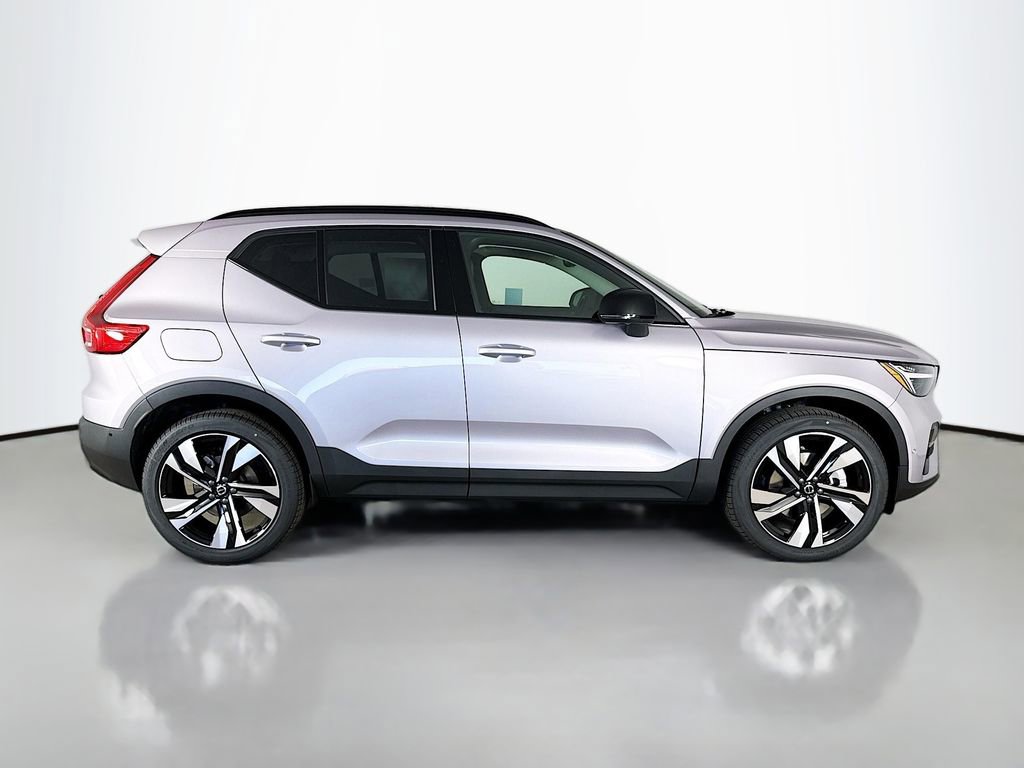 Certified 2026 Volvo XC40 B5 Ultra w/ Climate Package AWD/4WD image 8