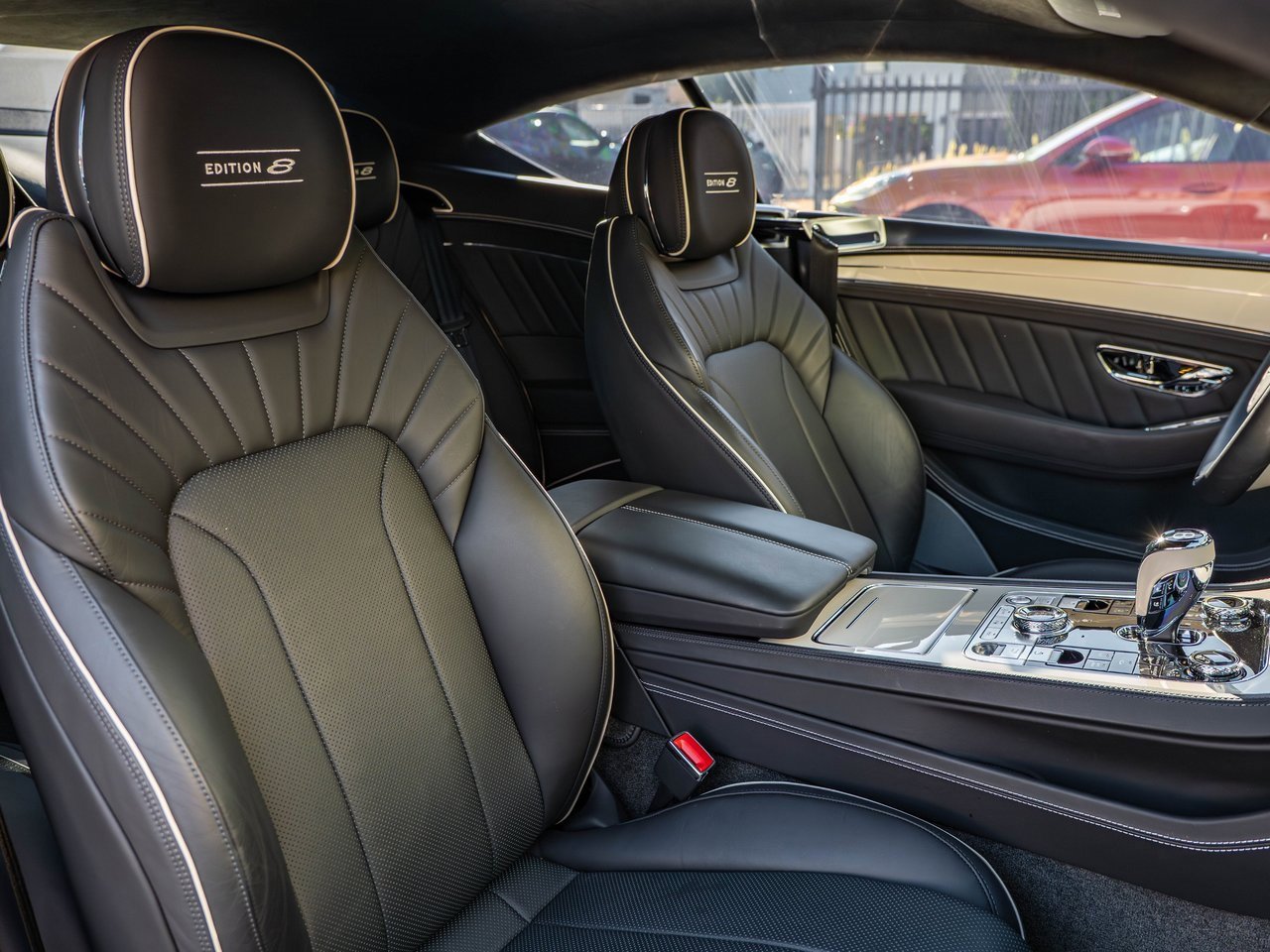 Used 2024 Bentley Continental GT image 29