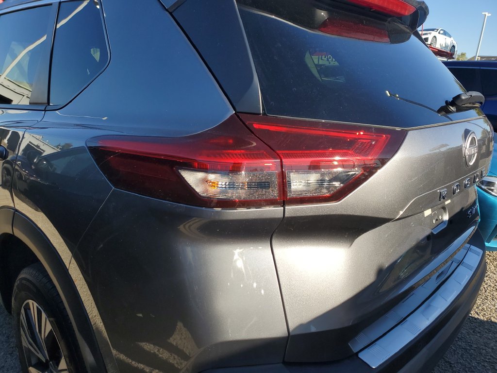 Certified 2023 Nissan Rogue SV AWD/4WD image 16