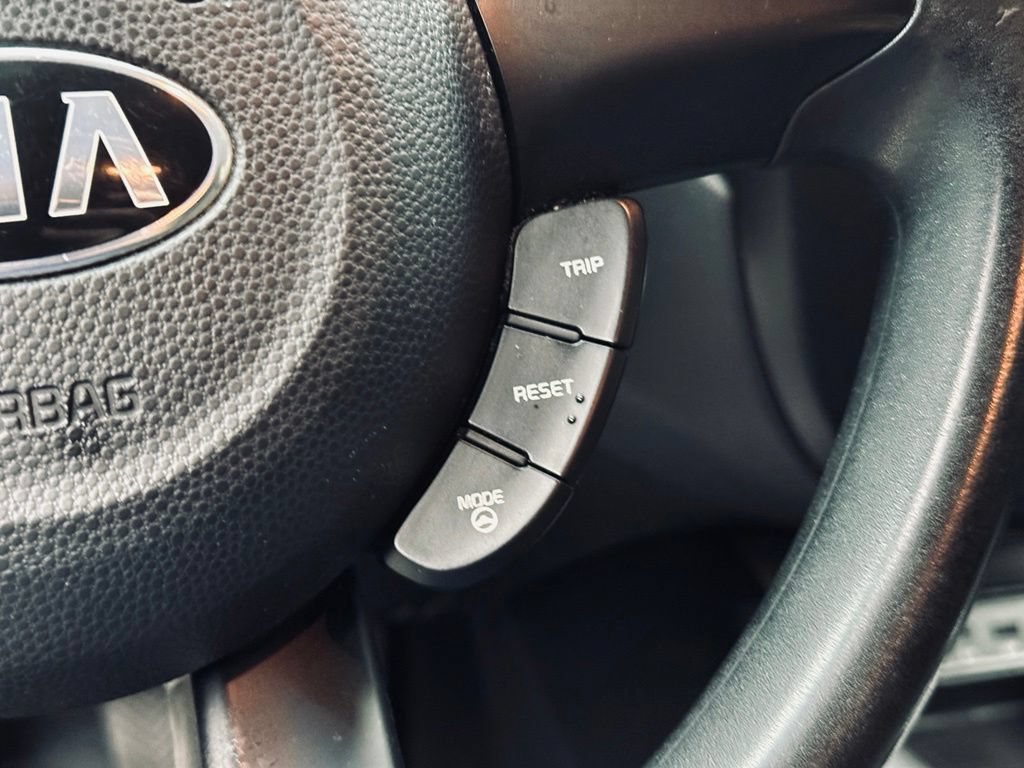 Used 2014 Kia Soul FWD image 28