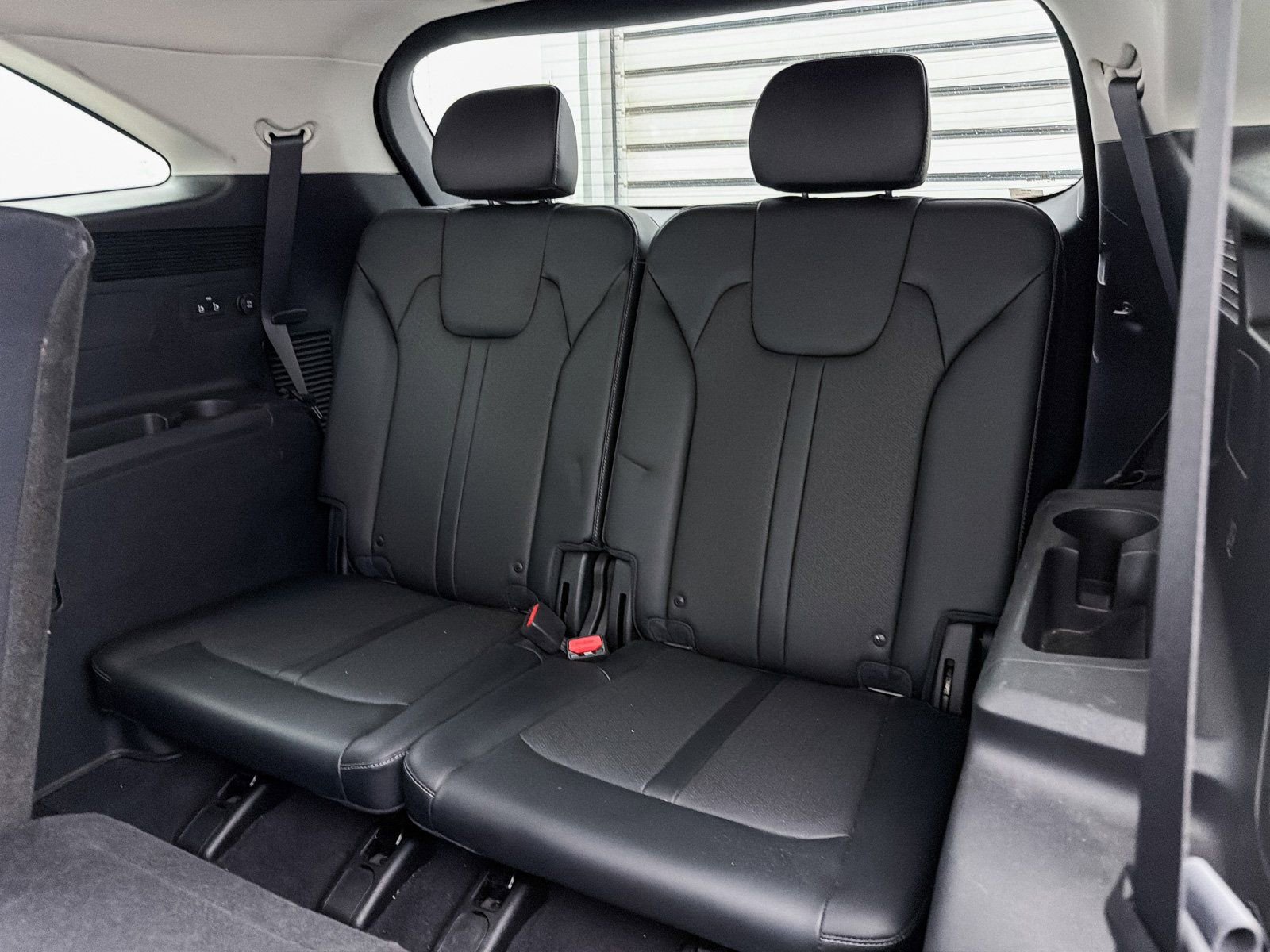 Used 2021 Kia Sorento S image 7