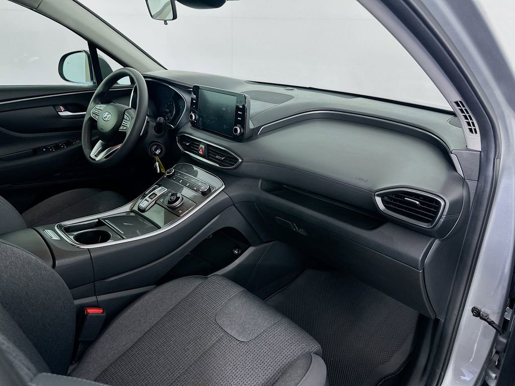 Certified 2023 Hyundai Santa Fe SE image 28