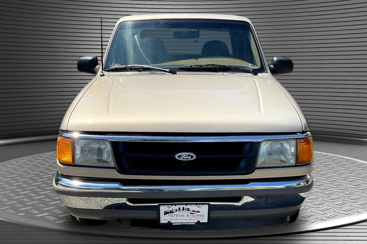 Used 1996 Ford Ranger XLT RWD image 2