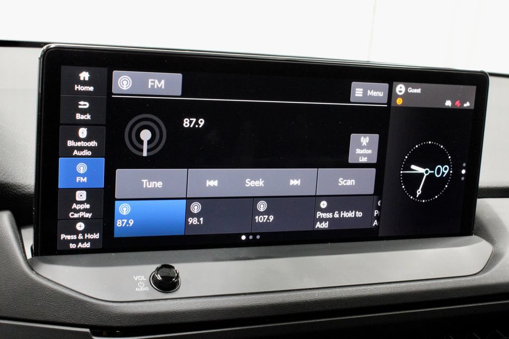 Used 2025 Honda Accord Sport image 3