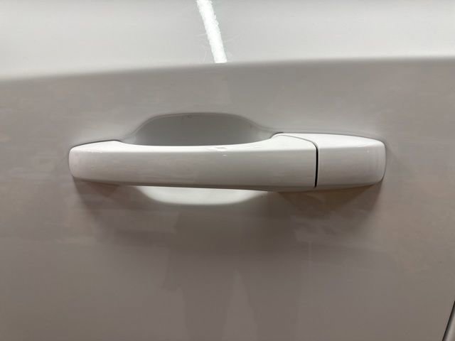 Used 2023 Dodge Durango GT image 16