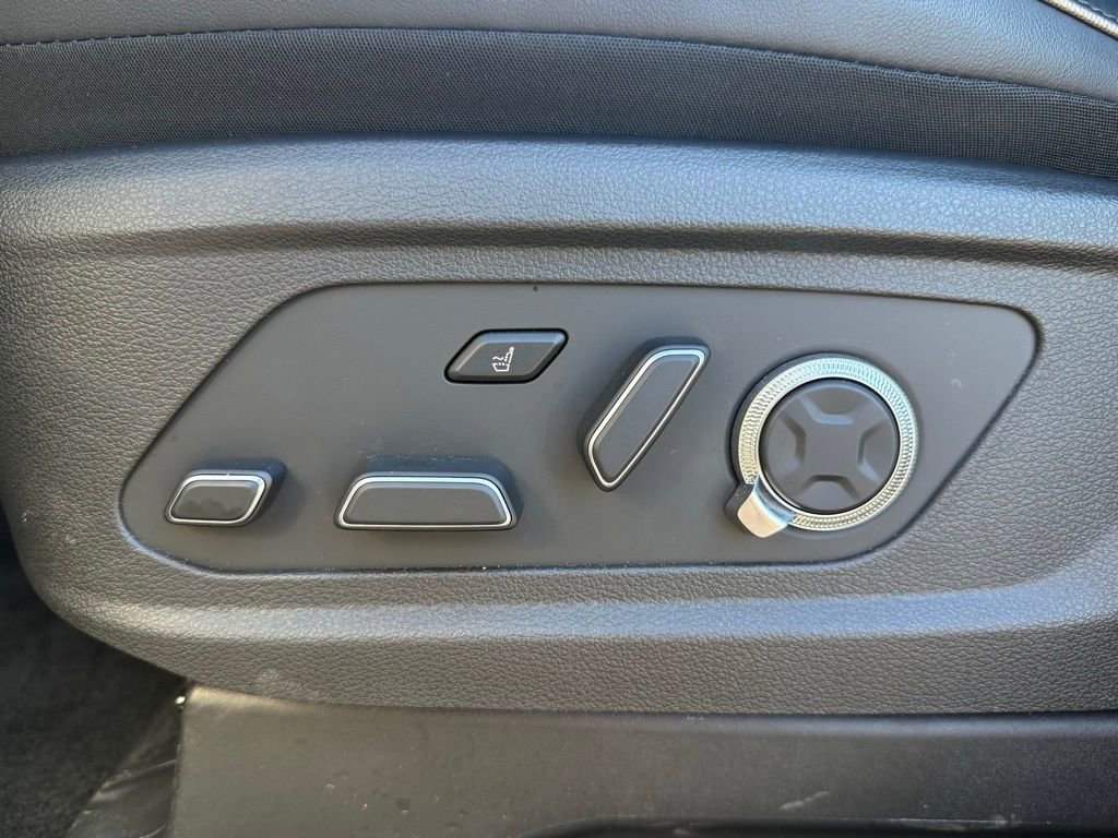 Used 2025 Hyundai Palisade Calligraphy image 17