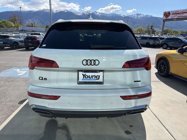 Used 2022 Audi Q5 2.0T Premium Plus w/ Premium Plus Package AWD/4WD image 6