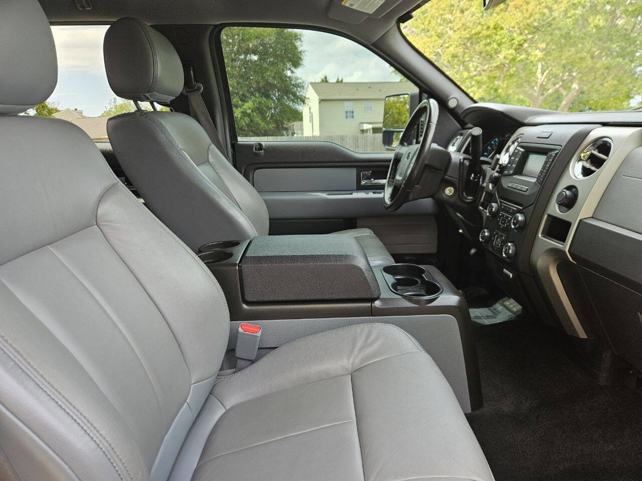Used 2014 Ford F150 XLT w/ Equipment Group 302A Luxury AWD/4WD image 19