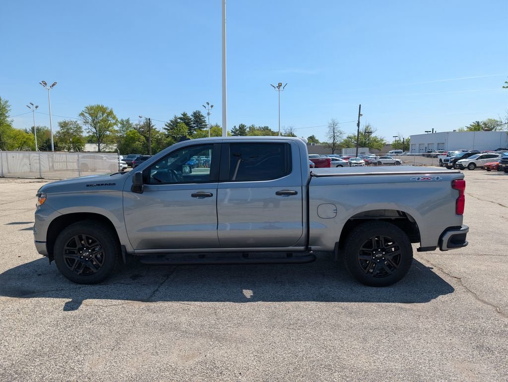 Certified 2024 Chevrolet Silverado 1500 Custom w/ Turbomax Blackout Package AWD/4WD image 9