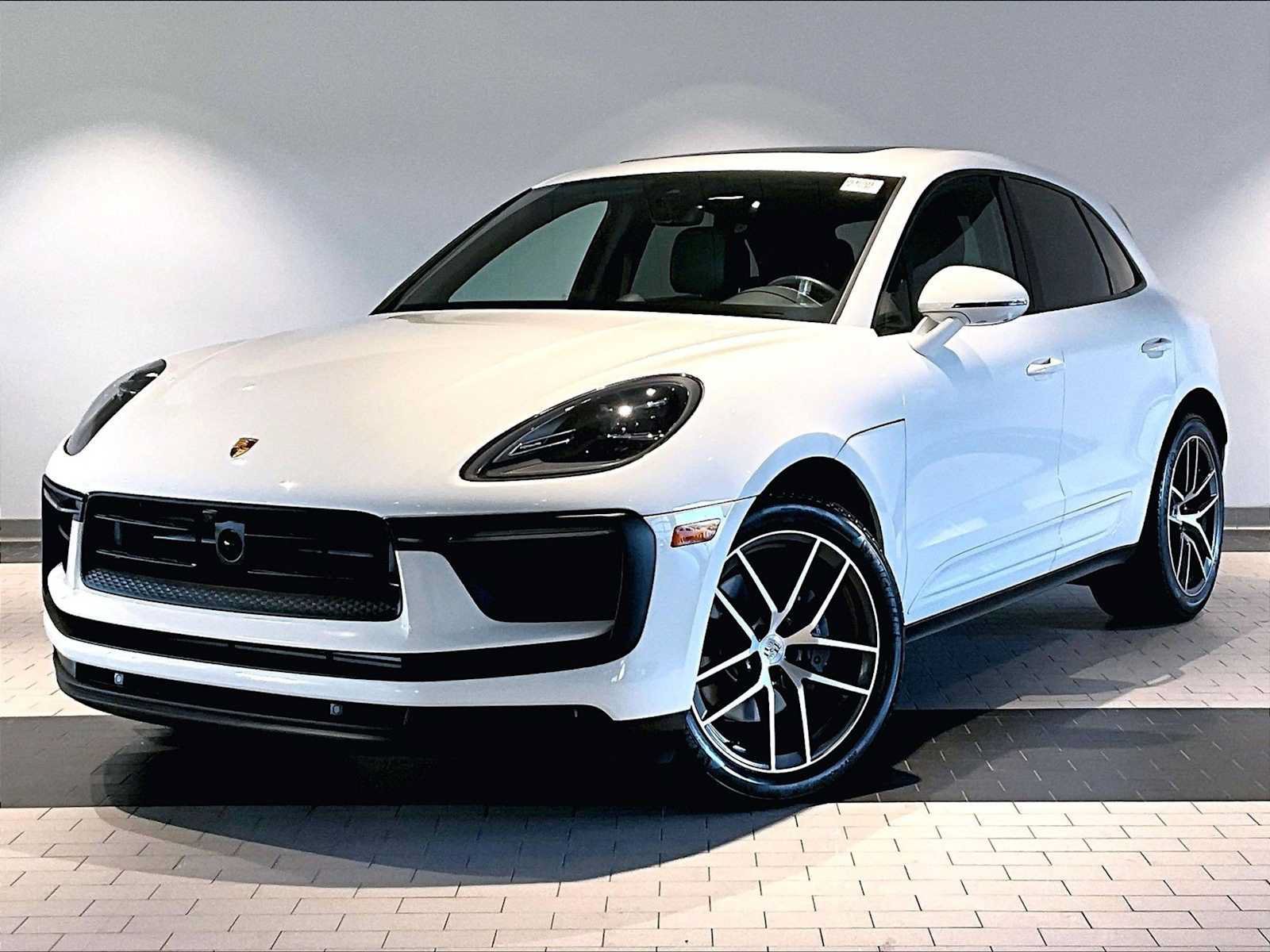 Used 2026 Porsche Macan AWD/4WD video 1