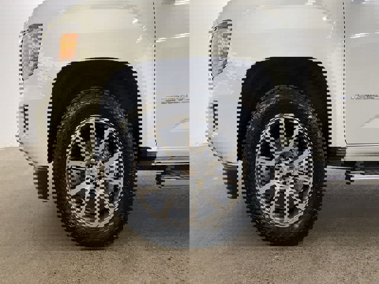 Used 2019 GMC Canyon Denali image 11