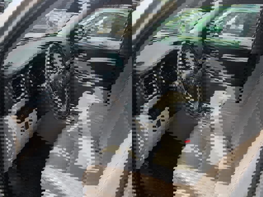 Used 2019 Toyota Highlander XLE image 10