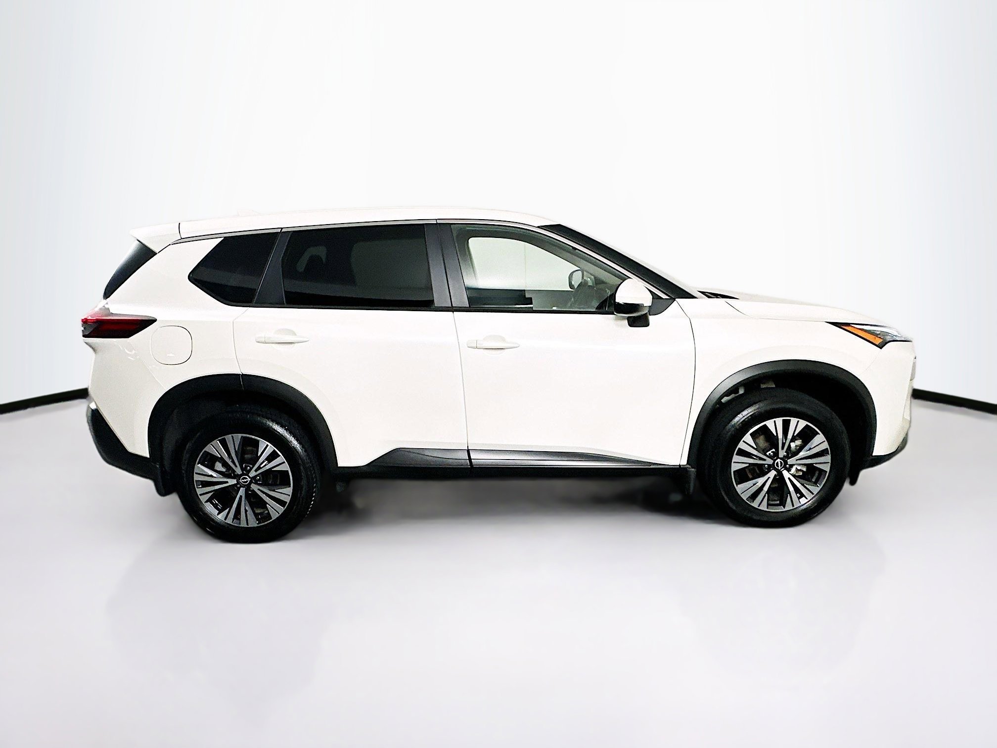 Used 2023 Nissan Rogue SV AWD/4WD image 10