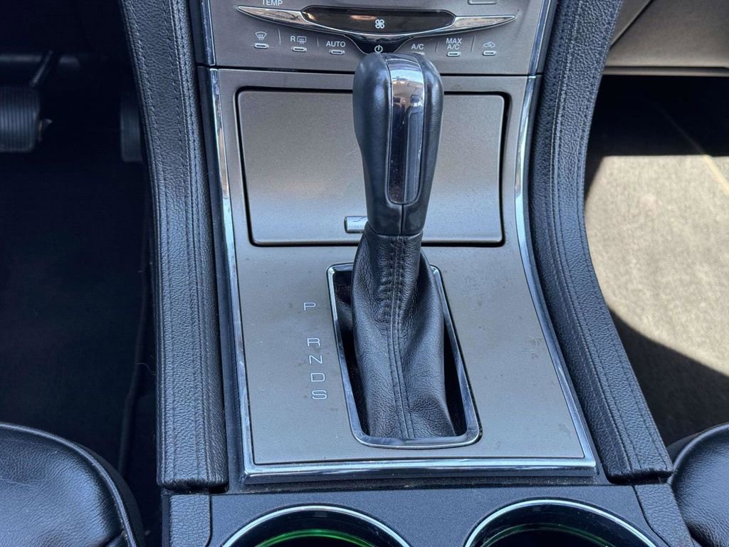 Used 2013 Lincoln MKX AWD image 8