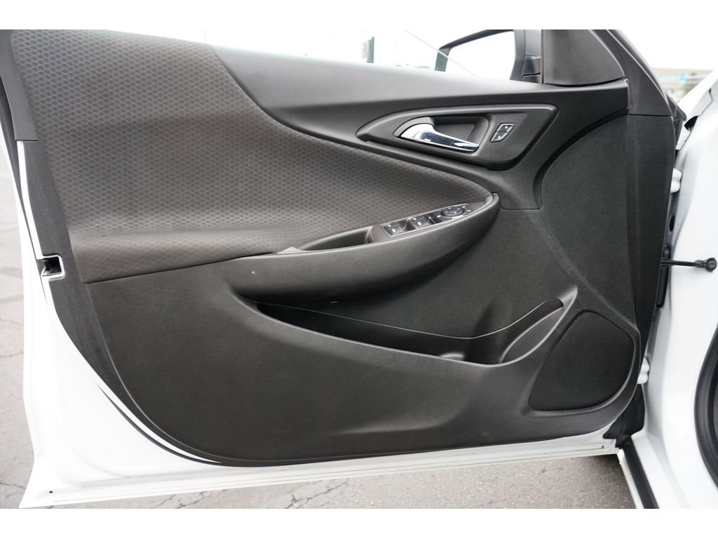 Used 2020 Chevrolet Malibu LS image 14