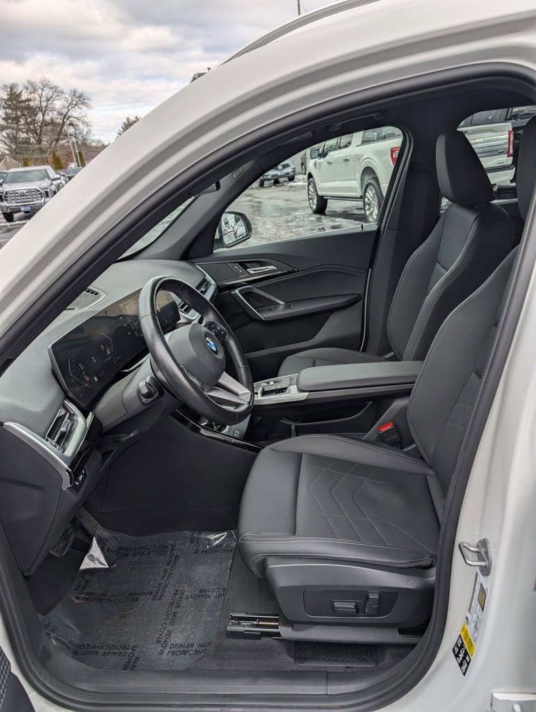 Used 2023 BMW X1 xDrive28i image 13