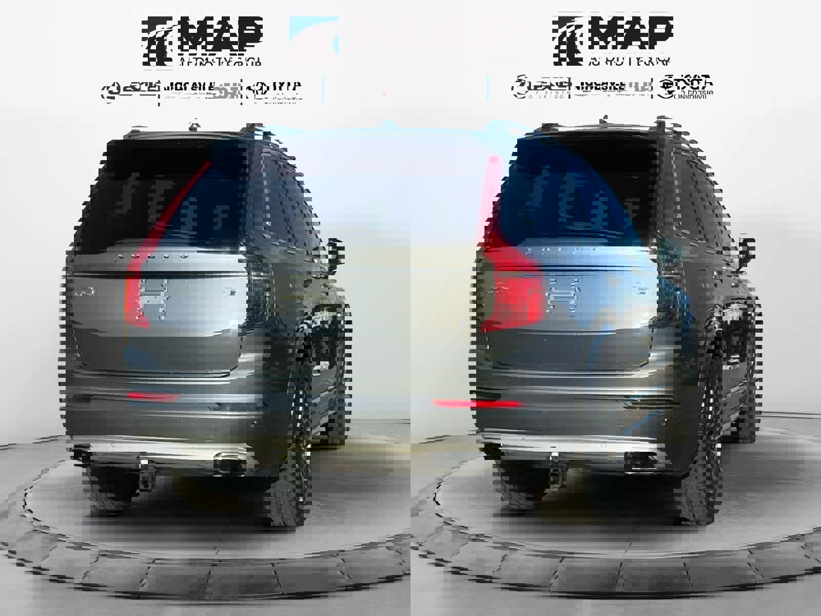 Used 2018 Volvo XC90 T6 Momentum w/ Convenience Package image 5