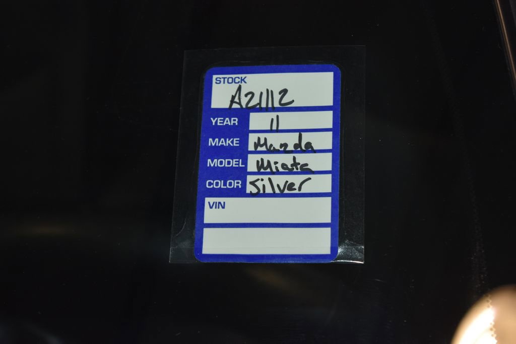 Used 2011 MAZDA MX-5 Miata Grand Touring w/ Premium Pkg image 6