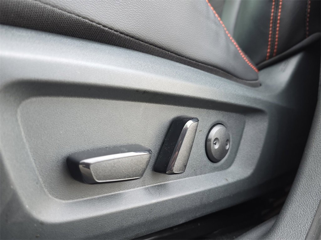 Used 2025 Nissan Rogue SV w/ Rock Creek Premium Package image 34