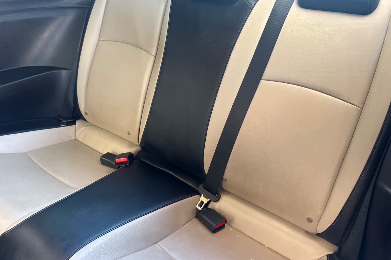 Used 2018 Honda Civic EX-L image 4