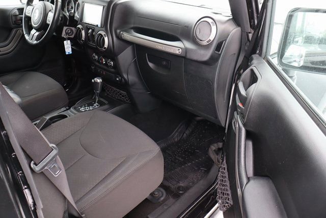 Used 2017 Jeep Wrangler Unlimited Willys image 42