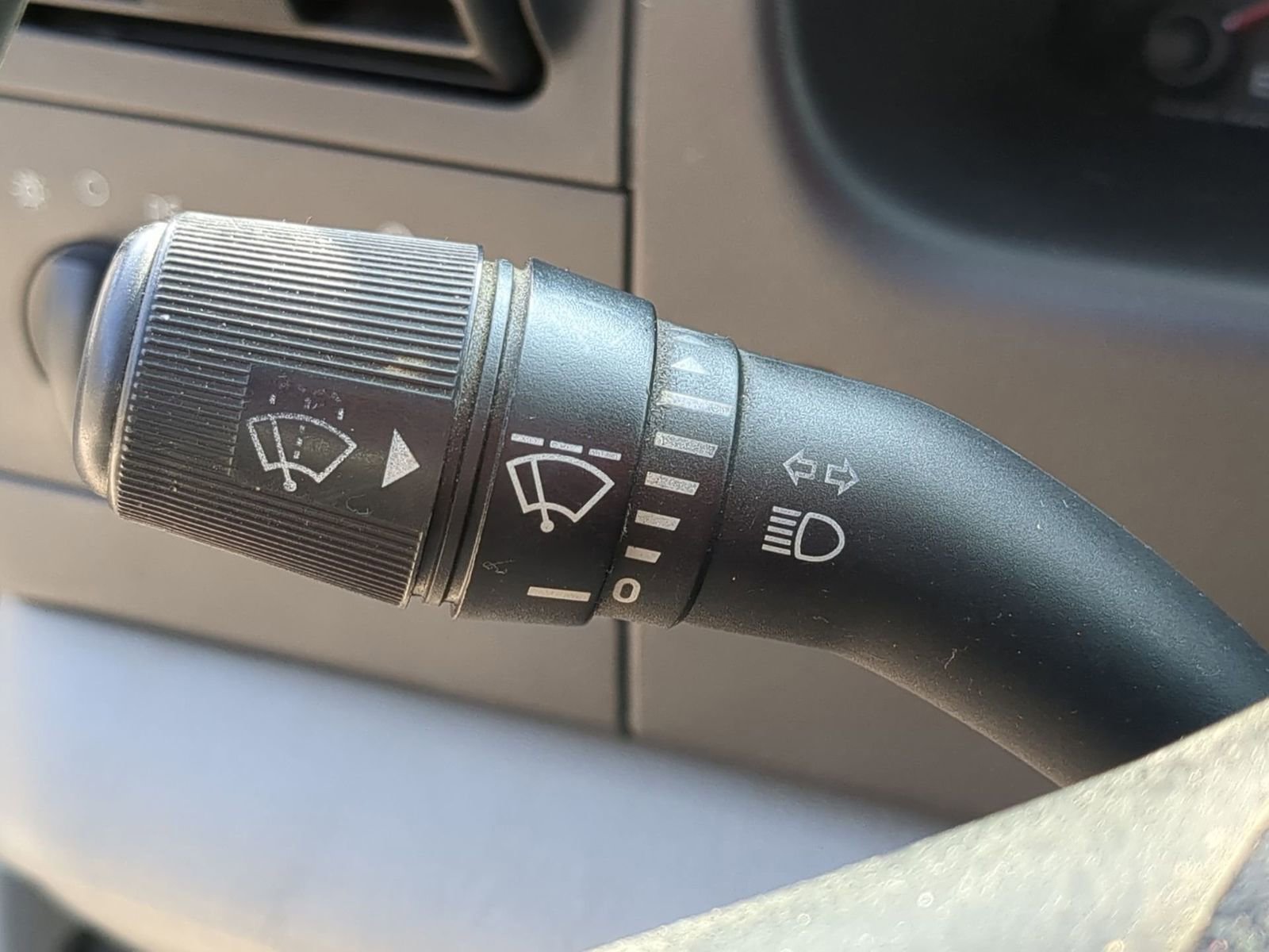 Used 2006 Ford F350 XLT image 26