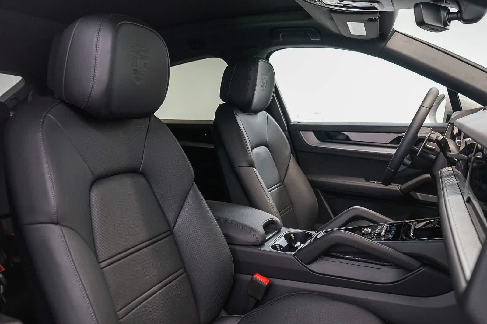 New 2026 Porsche Cayenne S AWD/4WD image 22