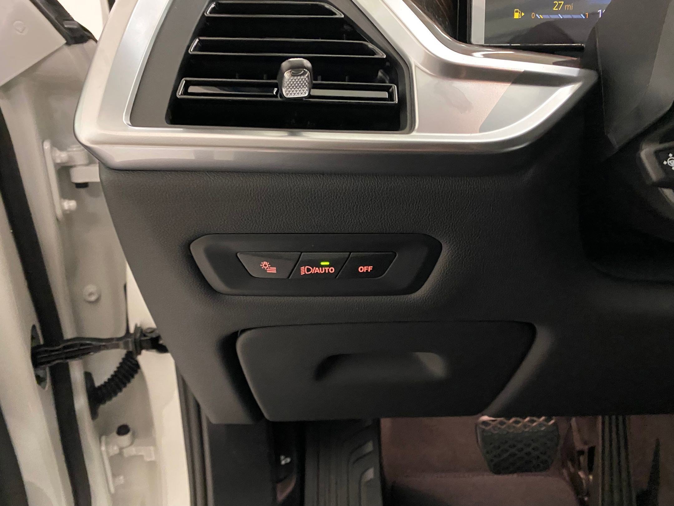 Used 2026 BMW X5 xDrive40i image 25