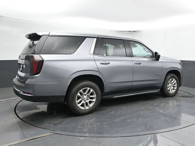Used 2025 Chevrolet Tahoe LT AWD/4WD image 2