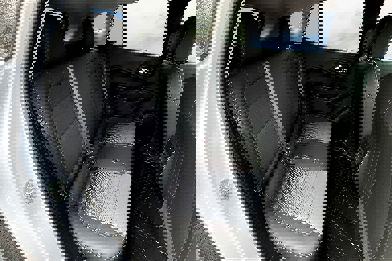 Used 2024 Chevrolet Trax LT w/ Driver Confidence Package image 16