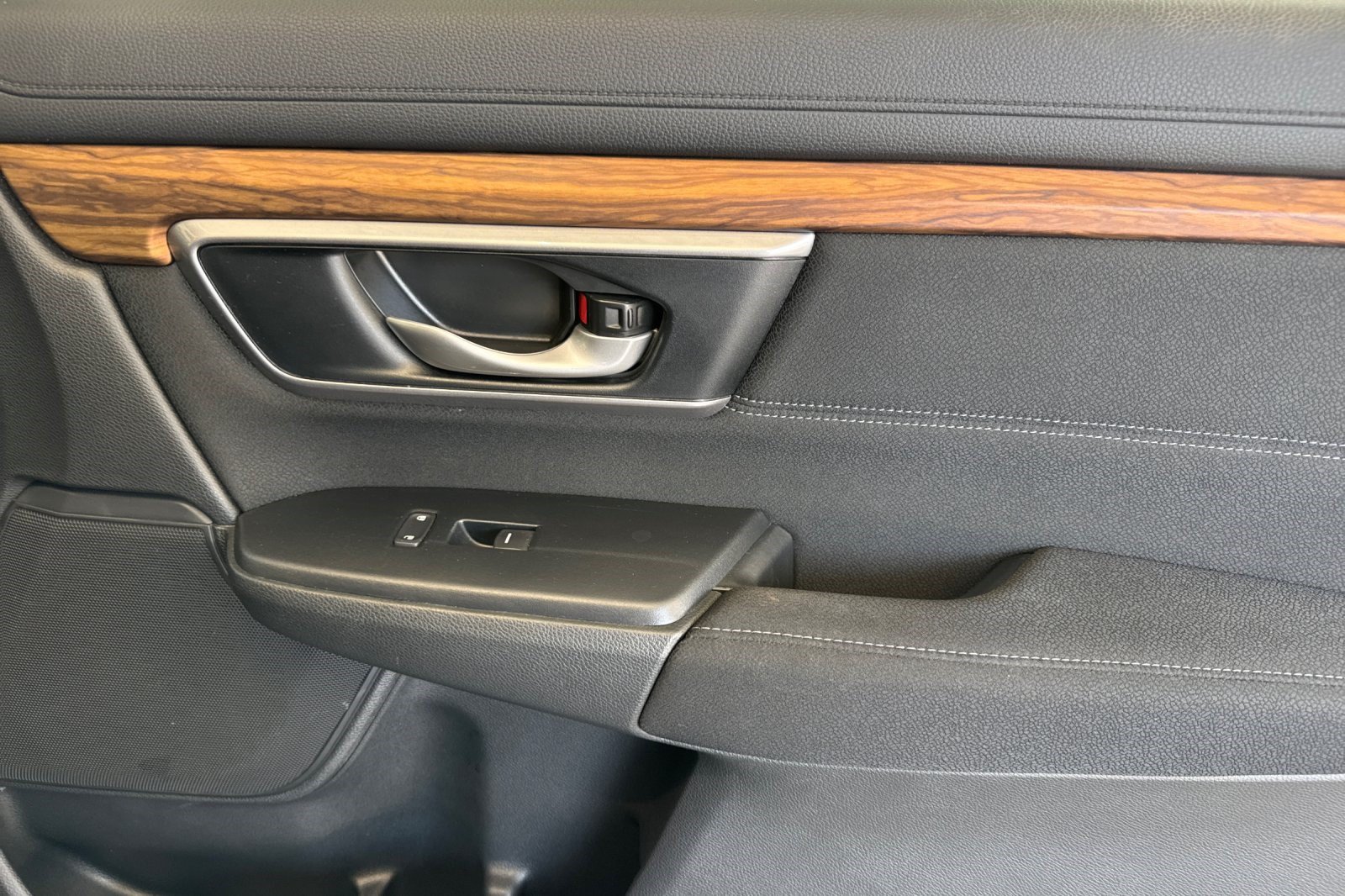 Used 2018 Honda CR-V EX image 22