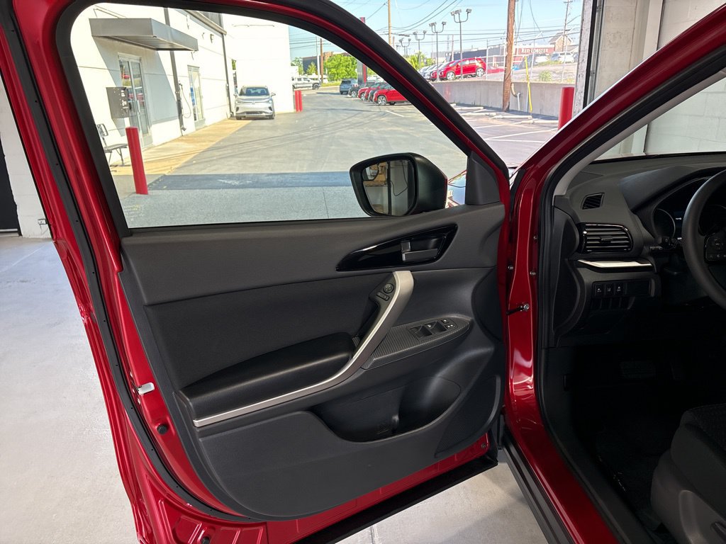 New 2026 Mitsubishi Eclipse Cross ES AWD/4WD image 6
