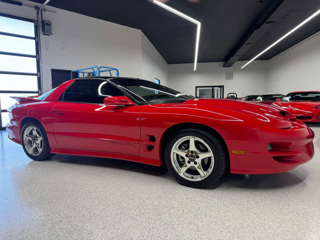Used 1999 Pontiac Firebird Formula RWD image 20
